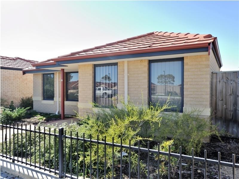 82 Westgrove Drive, Ellenbrook WA 6069