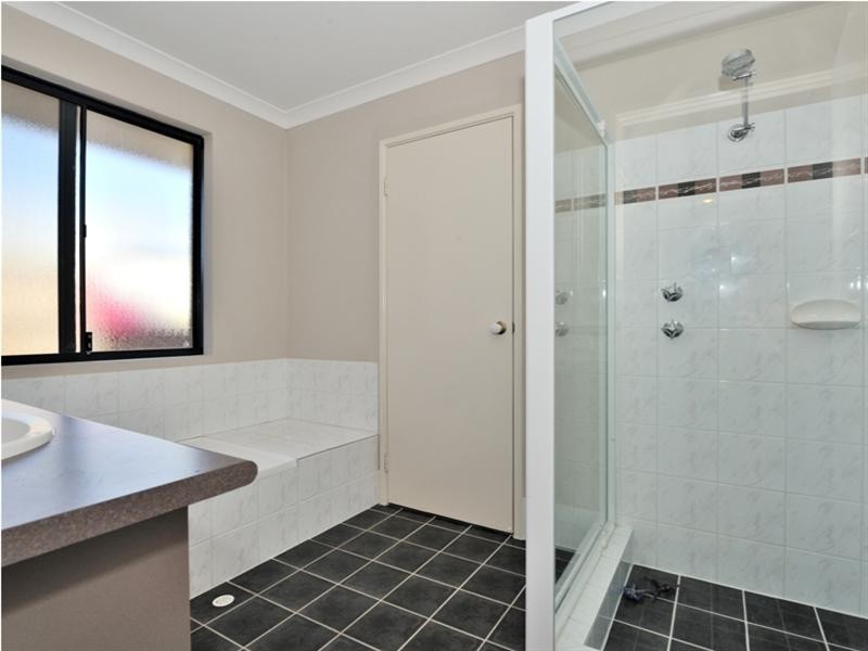 82 Westgrove Drive, Ellenbrook WA 6069