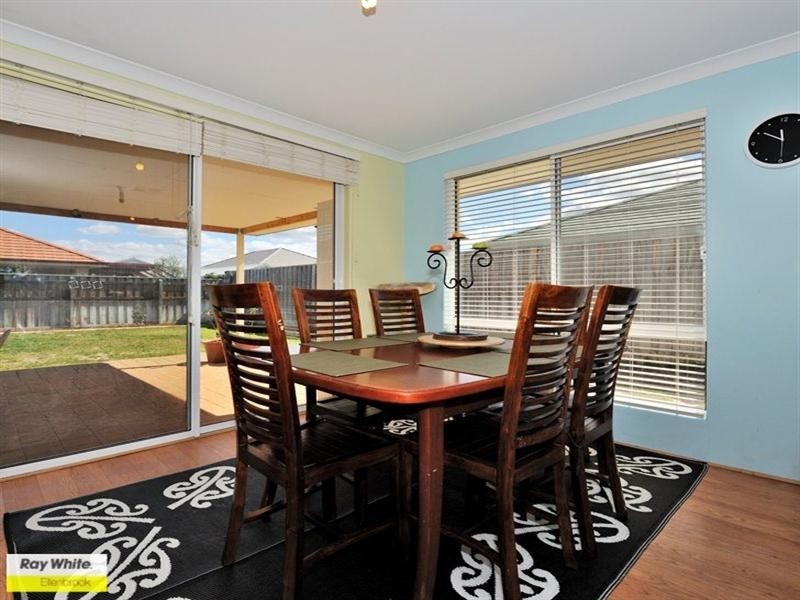 6 Ardmore Parade, Ellenbrook WA 6069