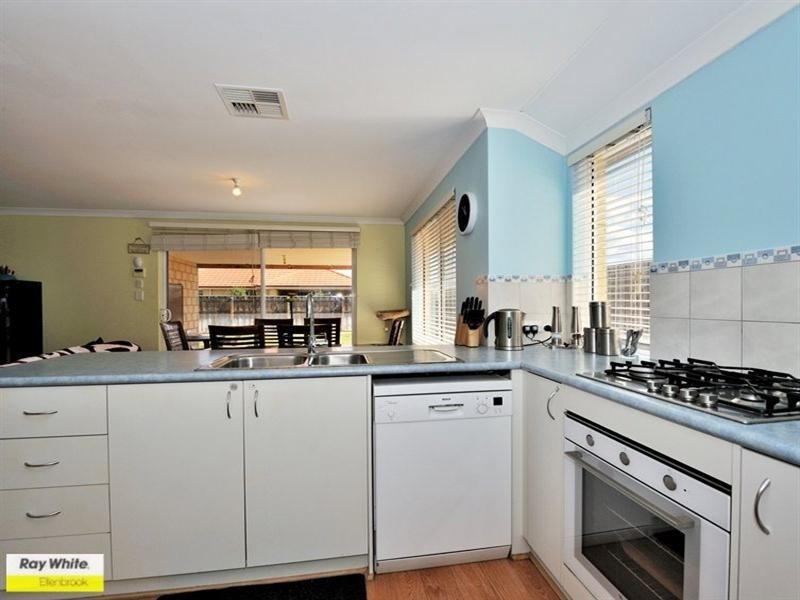 6 Ardmore Parade, Ellenbrook WA 6069