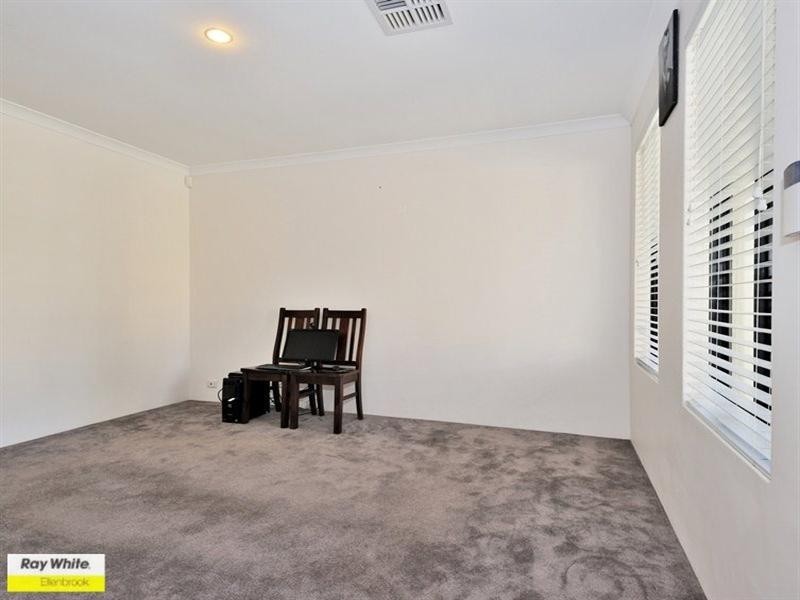 6 Oban Way, Ellenbrook WA 6069