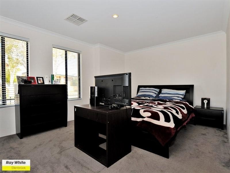 6 Oban Way, Ellenbrook WA 6069