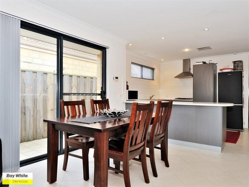 6 Oban Way, Ellenbrook WA 6069