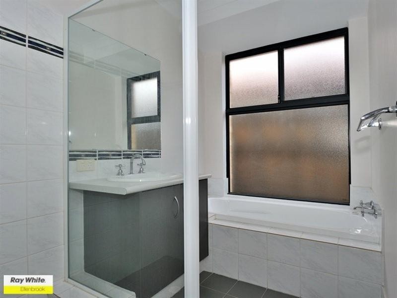 6 Oban Way, Ellenbrook WA 6069