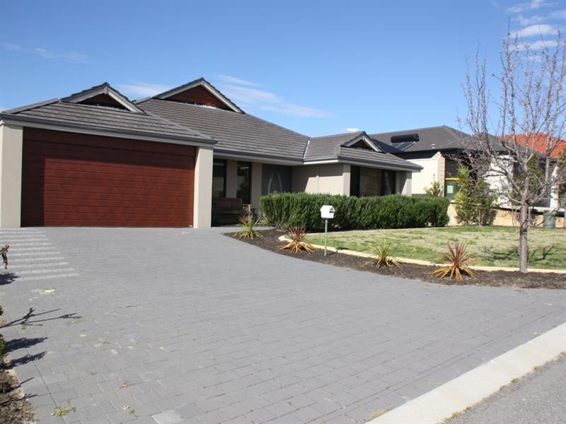 23 Daimler Drive, Tapping WA 6065