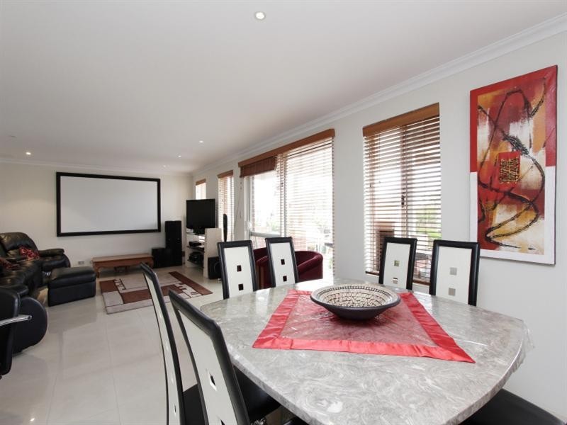 31 Thetis Terrace, Ellenbrook WA 6069