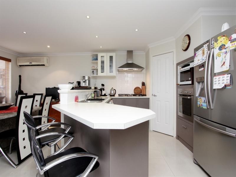 31 Thetis Terrace, Ellenbrook WA 6069