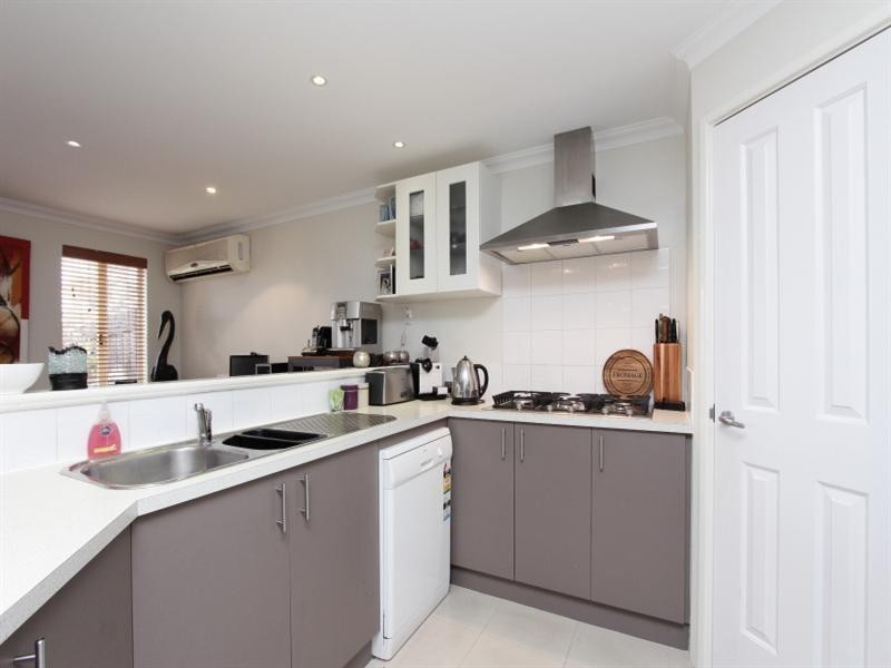 31 Thetis Terrace, Ellenbrook WA 6069