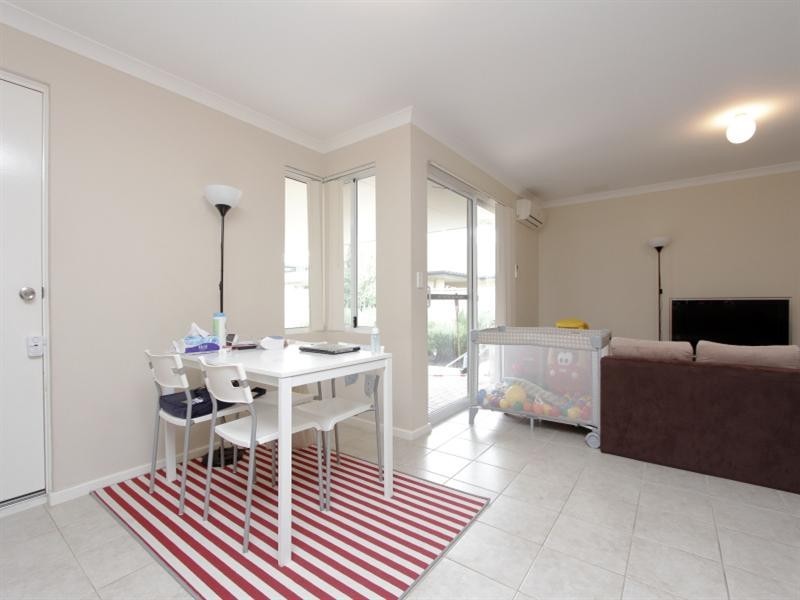 75 Halpin Circle, Ellenbrook WA 6069