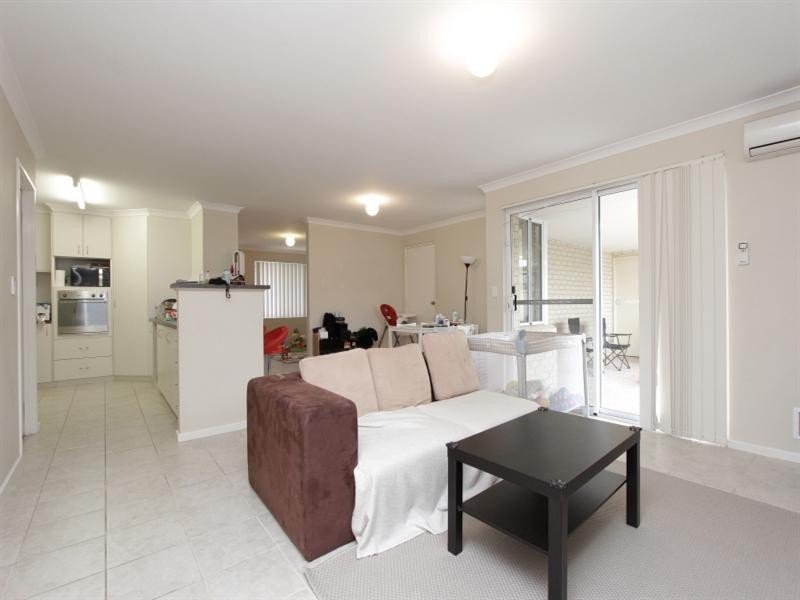 75 Halpin Circle, Ellenbrook WA 6069