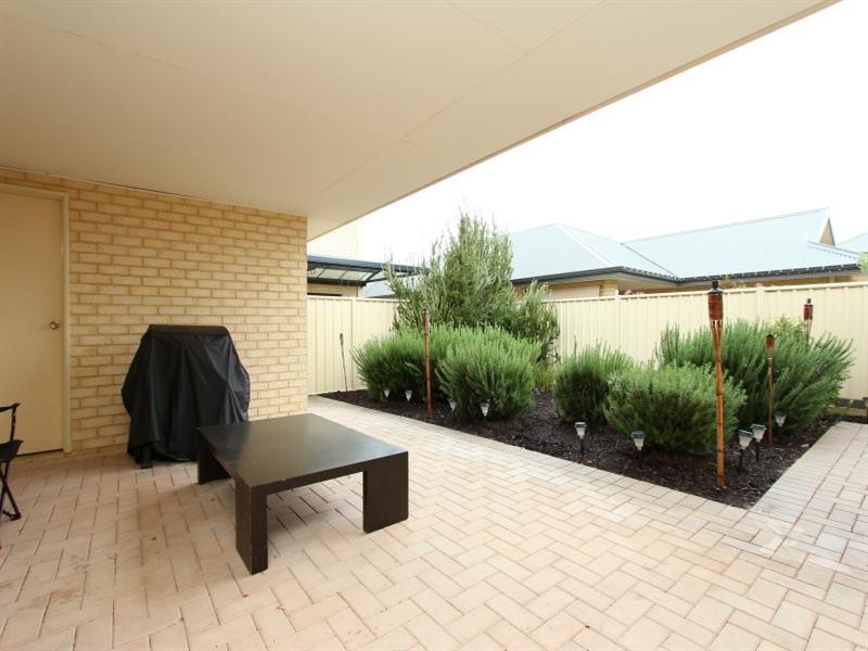 75 Halpin Circle, Ellenbrook WA 6069