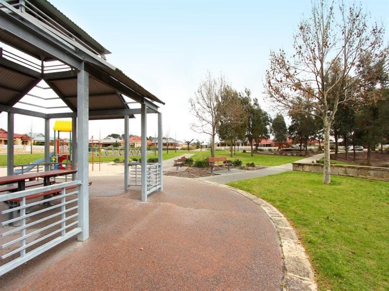 75 Halpin Circle, Ellenbrook WA 6069