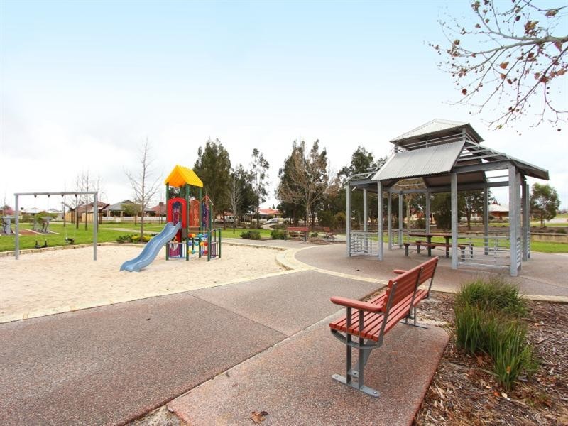 75 Halpin Circle, Ellenbrook WA 6069