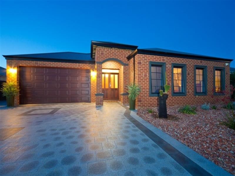 19 Satine Turn, Ellenbrook WA 6069