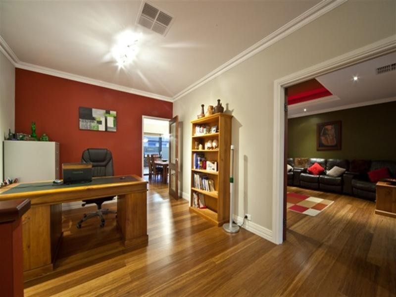 19 Satine Turn, Ellenbrook WA 6069