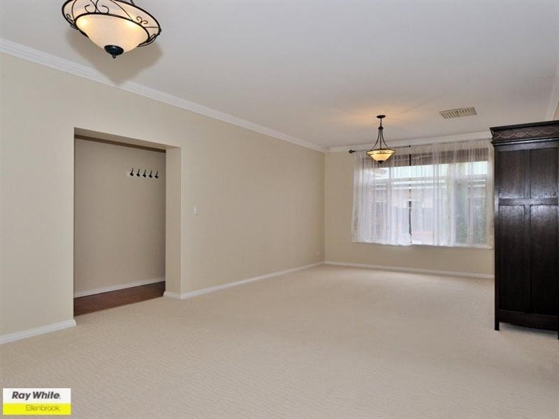 7 Ailsa Way, The Vines WA 6069