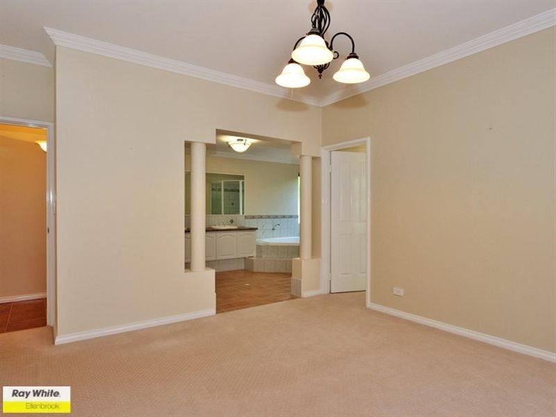 7 Ailsa Way, The Vines WA 6069