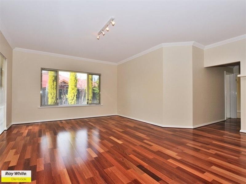 7 Ailsa Way, The Vines WA 6069