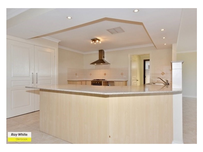 23 Balsam Mews, Aveley WA 6069