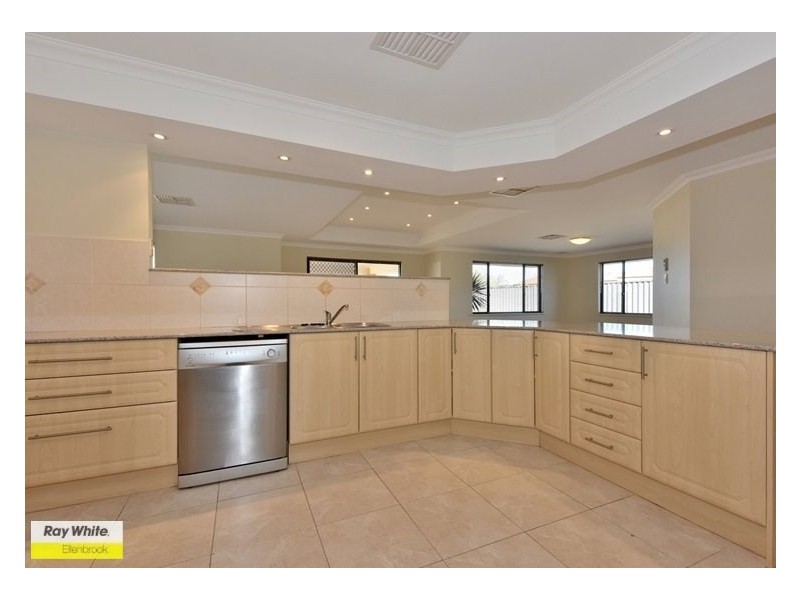 23 Balsam Mews, Aveley WA 6069