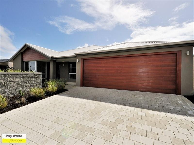 7 Soho Brace, Ellenbrook WA 6069