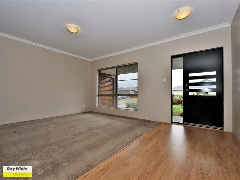 7 Soho Brace, Ellenbrook WA 6069