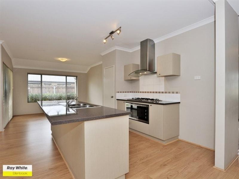 7 Soho Brace, Ellenbrook WA 6069