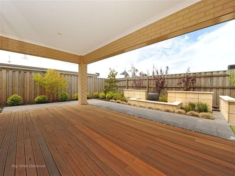 117 Brookmount Drive, Ellenbrook WA 6069