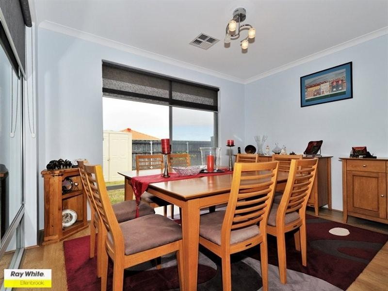 16 Mundego Turn, Ellenbrook WA 6069