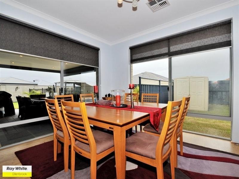 16 Mundego Turn, Ellenbrook WA 6069