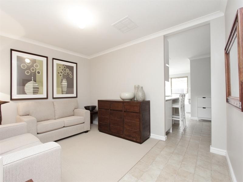 20 Pinea Turn, Ellenbrook WA 6069