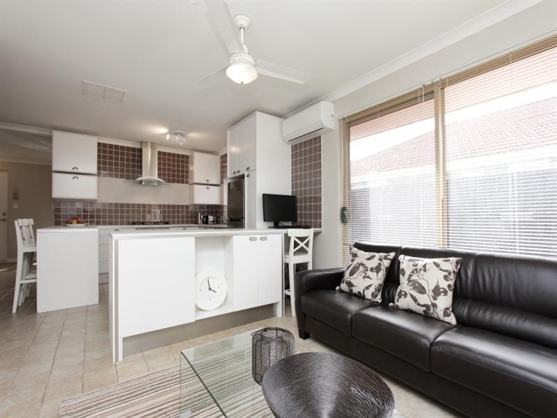 20 Pinea Turn, Ellenbrook WA 6069