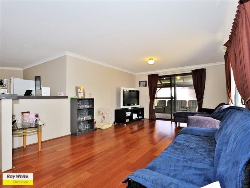 9 Thundelarra Avenue, Ellenbrook WA 6069