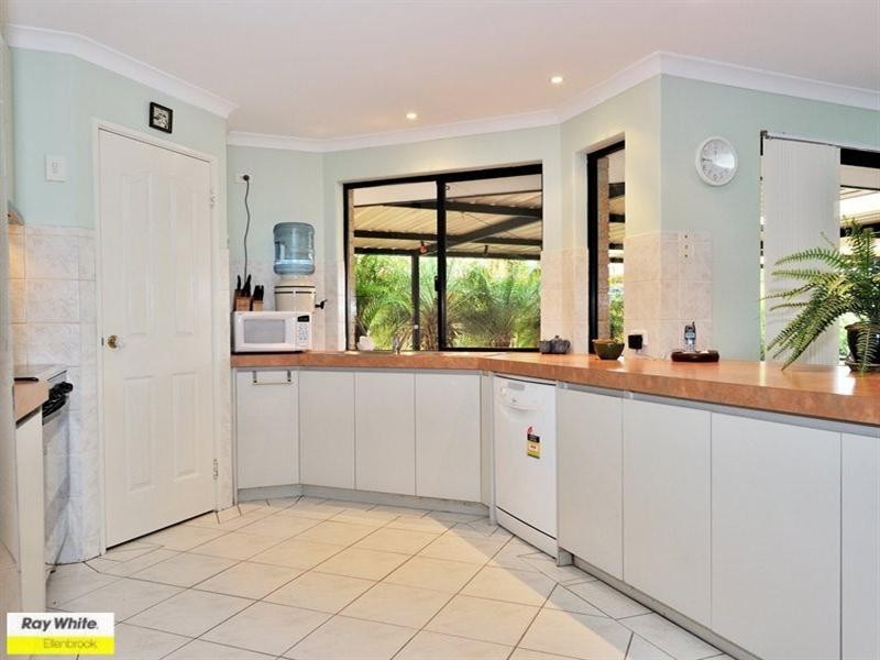 26 Losino Boulevard, Henley Brook WA 6055