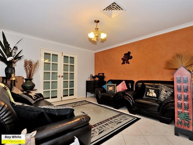 26 Losino Boulevard, Henley Brook WA 6055