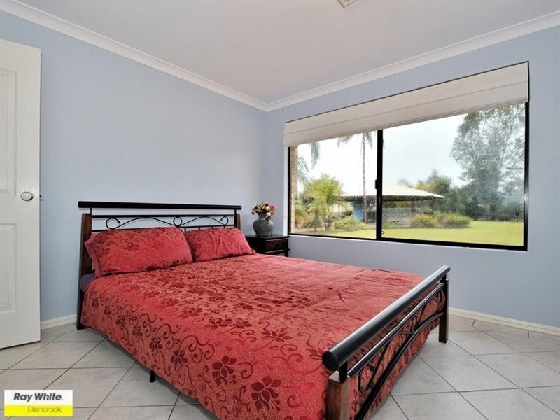 26 Losino Boulevard, Henley Brook WA 6055