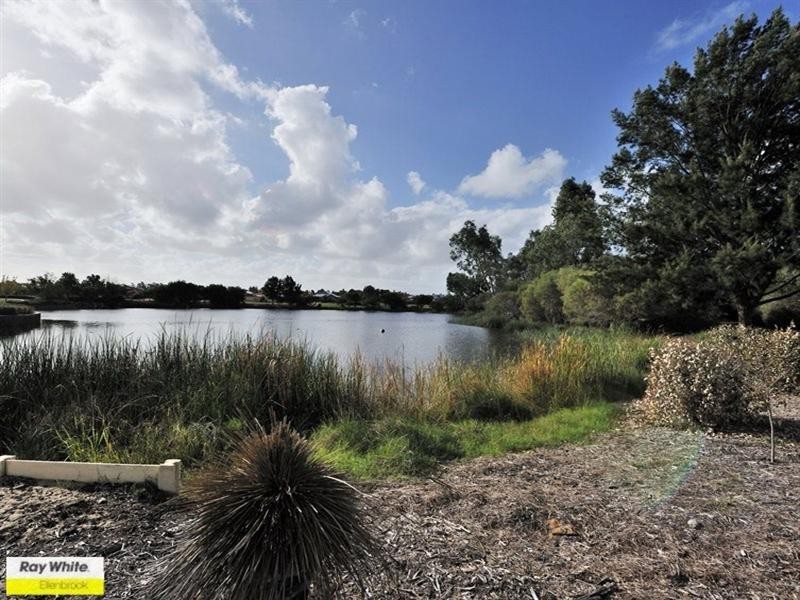 26 Losino Boulevard, Henley Brook WA 6055