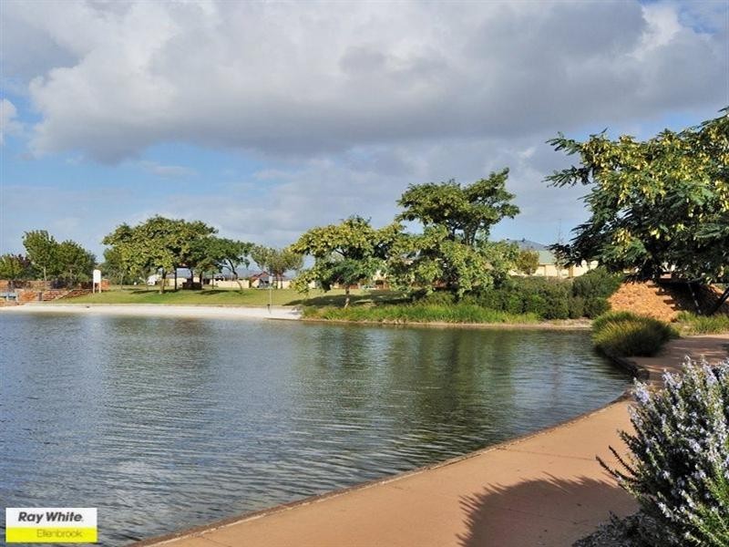 26 Losino Boulevard, Henley Brook WA 6055