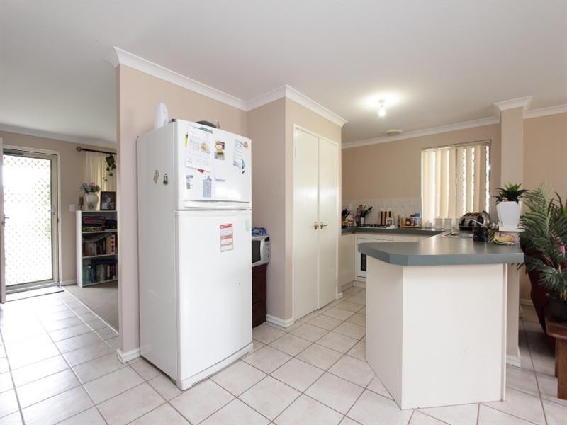 2 Grimsel Court, Coodanup WA 6210