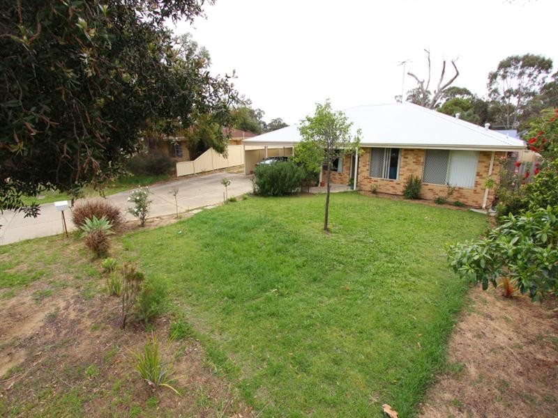 2 Grimsel Court, Coodanup WA 6210