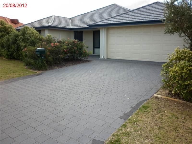 5 Glenora View, Ellenbrook WA 6069