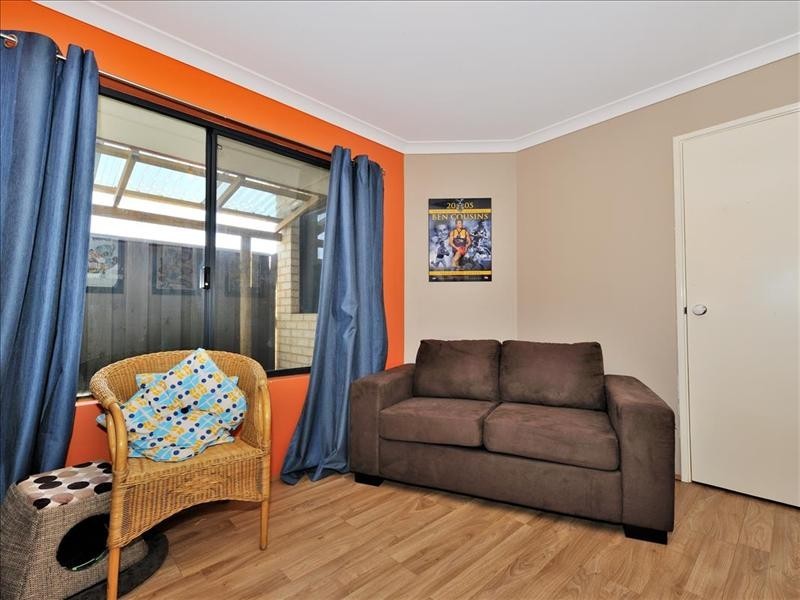 21 Riverina Drive, Ellenbrook WA 6069