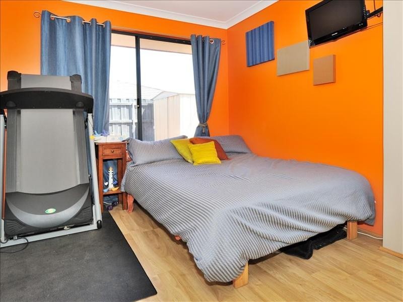 21 Riverina Drive, Ellenbrook WA 6069