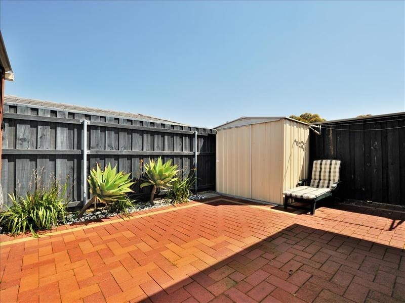 21 Riverina Drive, Ellenbrook WA 6069