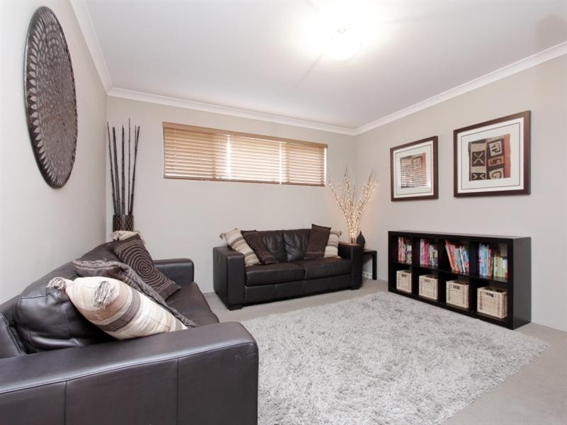 7 Elmore Pass, Ellenbrook WA 6069