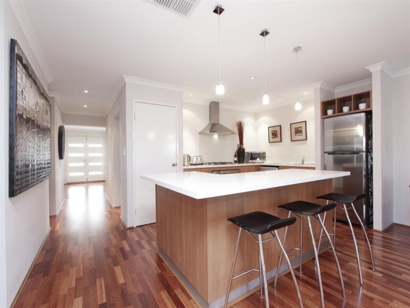 7 Elmore Pass, Ellenbrook WA 6069