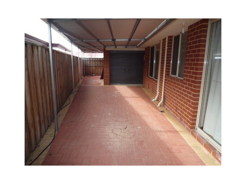 11 Bancombe Crescent, Ellenbrook WA 6069