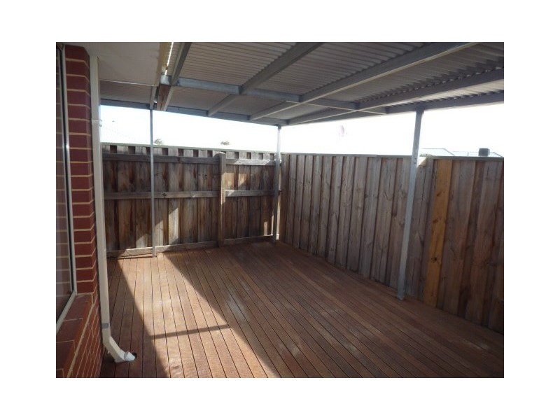 11 Bancombe Crescent, Ellenbrook WA 6069