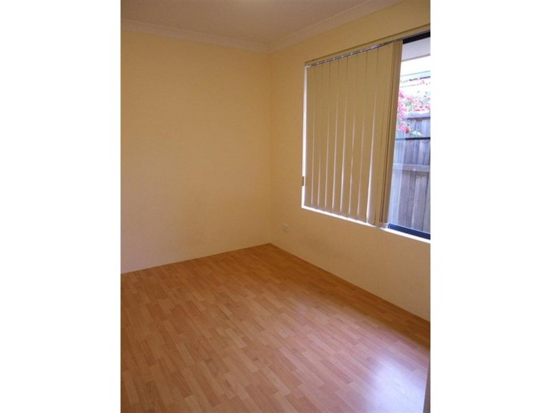 16 St Tropez Vista, Ellenbrook WA 6069