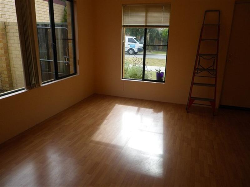 16 St Tropez Vista, Ellenbrook WA 6069